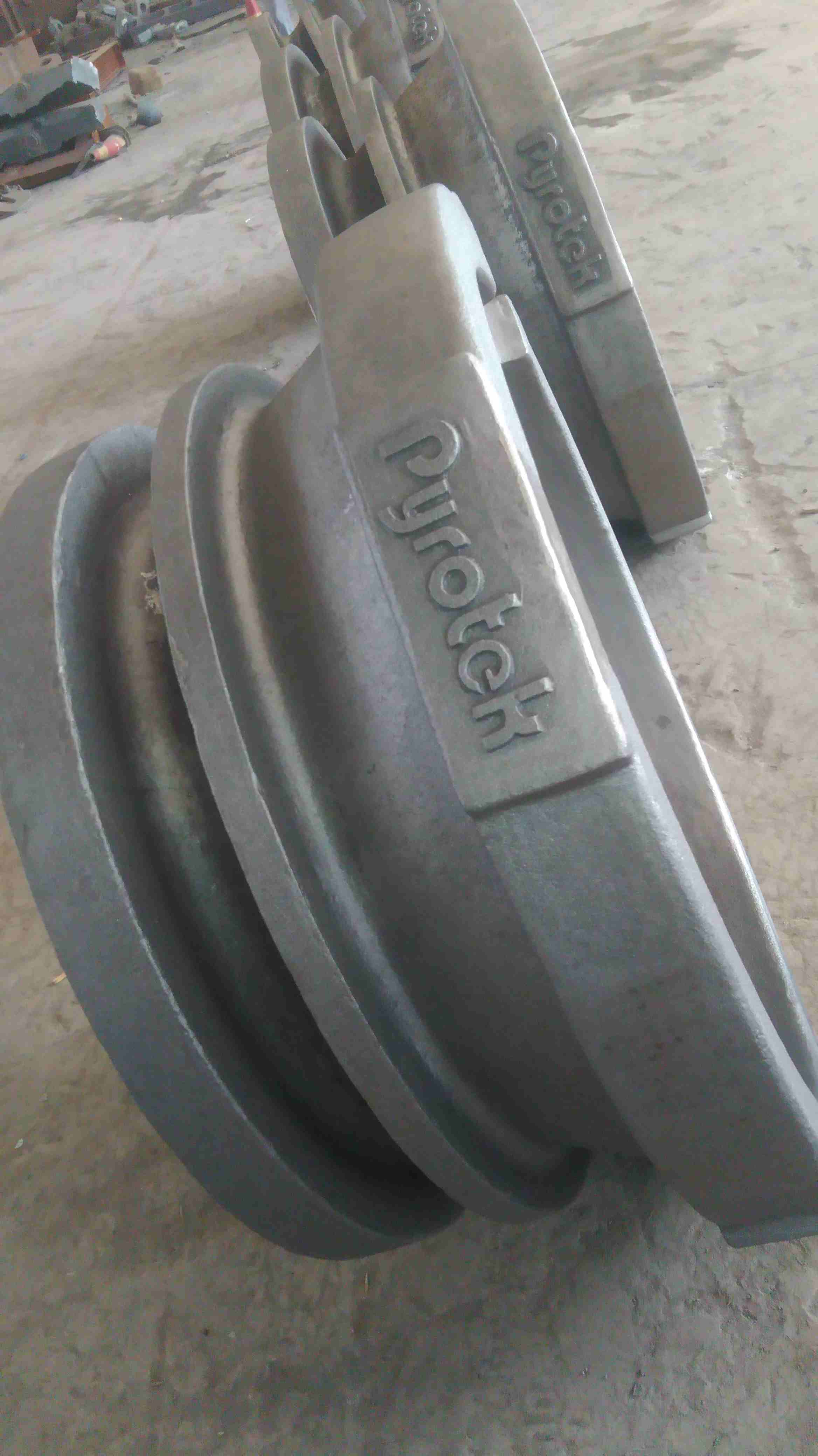 Aluminum ingot mold